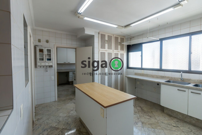 Imagem Apartamento com 3 Quartos para Alugar, 240 m² em Itaim Bibi - São Paulo