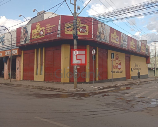 Imóvel Comercial para Alugar, 500 m² em Centro - Montes Claros