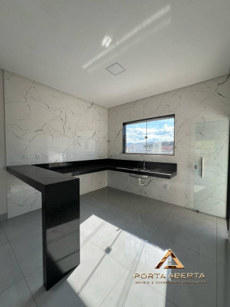 Imagem Cobertura com 3 Quartos à Venda, 180 m² em Veneza - Ipatinga