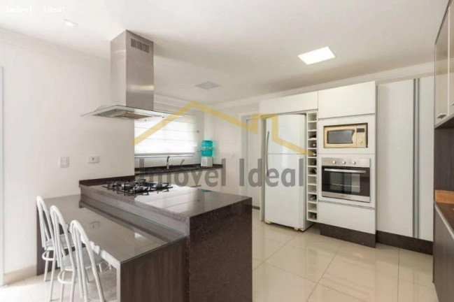 Imagem Casa com 5 Quartos à Venda, 317 m² em Santa Felicidade - Curitiba