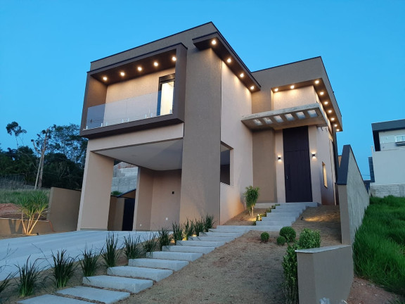 Casa com 4 Quartos à Venda, 370 m² em Parque Dom Henrique - Cotia