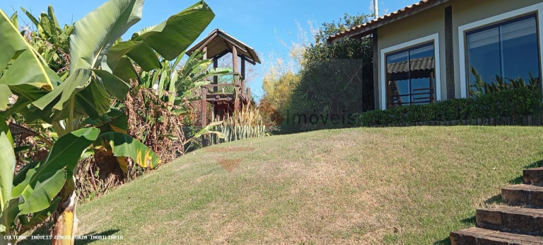 Imagem Casa com 3 Quartos à Venda, 349 m² em Chacaras Catagua - Taubaté