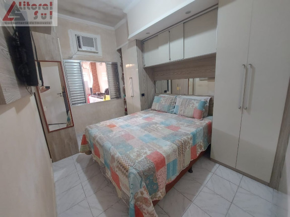 Imagem Casa com 2 Quartos à Venda, 100 m² em Ocian - Praia Grande Imagem Casa com 2 Quartos à Venda, 100 m² em Ocian - Praia Grande
