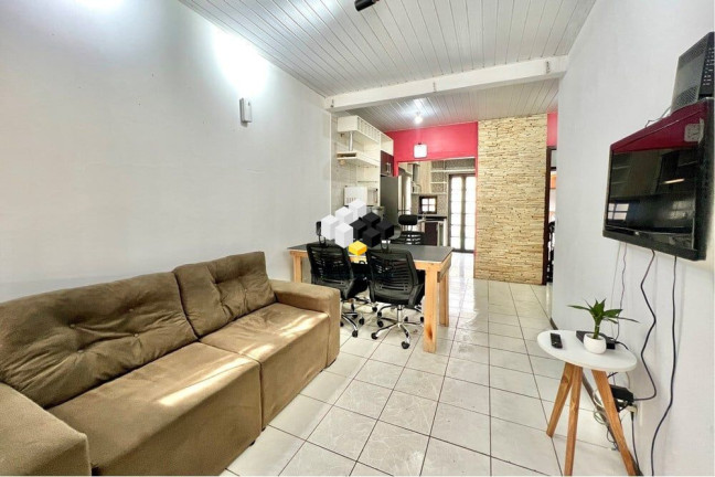 Imagem Casa com 2 Quartos à Venda, 110 m² em São José - Canoas