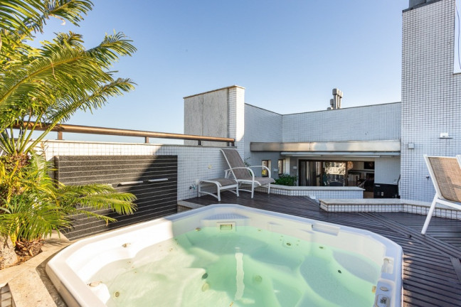 Imóvel com 4 Quartos à Venda, 500 m² em Bela Vista - Porto Alegre