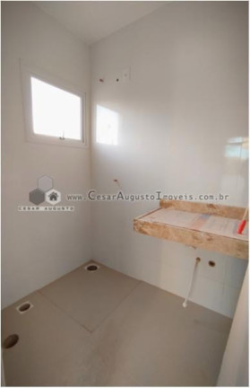 Imagem Casa com 3 Quartos à Venda, 193 m²