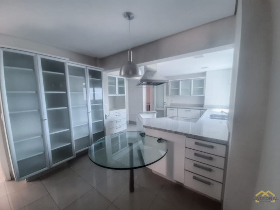 Imagem Imóvel com 4 Quartos à Venda, 310 m² em Centro - Jundiaí