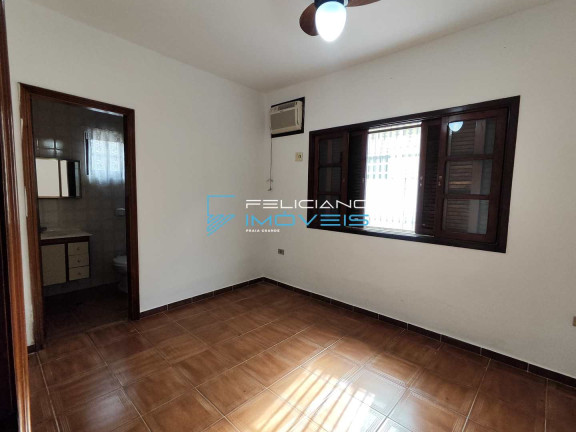 Imagem Casa com 2 Quartos à Venda, 120 m² em Guilhermina - Praia Grande