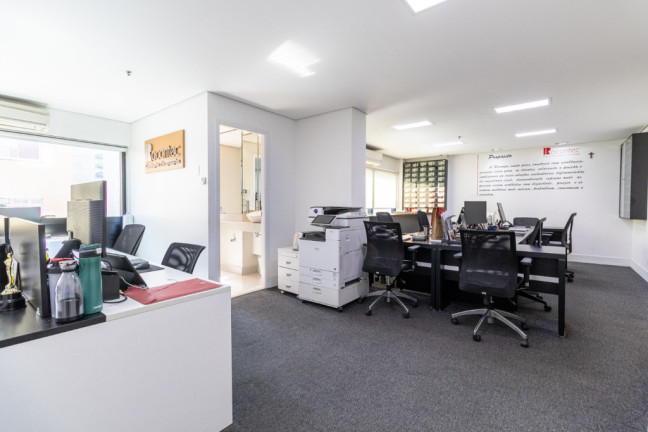 Imagem Sala Comercial à Venda, 240 m² em Pinheiros - São Paulo Imagem Sala Comercial à Venda, 240 m² em Pinheiros - São Paulo