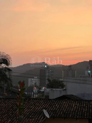 Imagem Cobertura com 2 Quartos à Venda, 135 m² em Praia Dos Amores - Balneário Camboriú Imagem Cobertura com 2 Quartos à Venda, 135 m² em Praia Dos Amores - Balneário Camboriú
