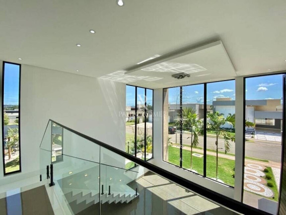 Imagem Casa com 4 Quartos à Venda, 310 m² em Residencial Goiânia Golfe Clube - Goiânia Imagem Casa com 4 Quartos à Venda, 310 m² em Residencial Goiânia Golfe Clube - Goiânia