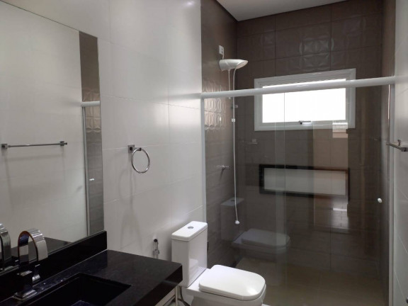 Imagem Casa com 3 Quartos à Venda, 200 m² em Centro - Boituva