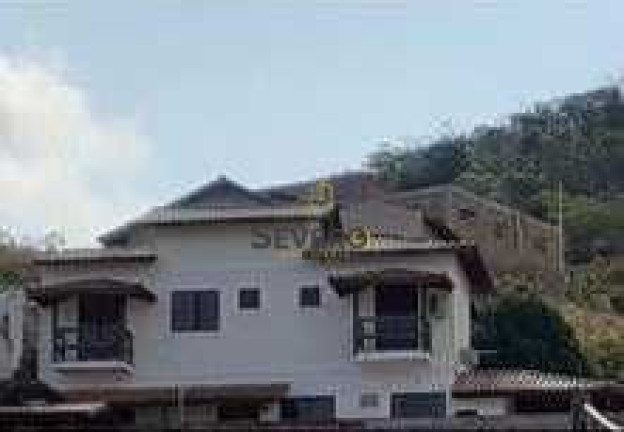 Casa com 3 Quartos à Venda, 195 m² em Piratininga - Niterói