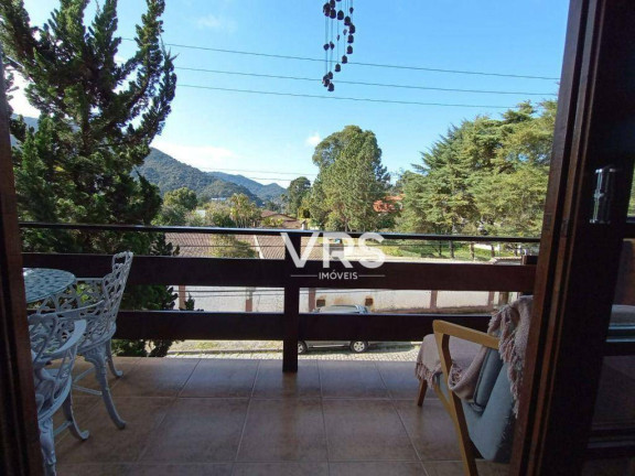 Imagem Casa com 4 Quartos à Venda, 197 m² em Granja Guarani - Teresópolis