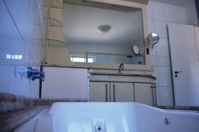 Imagem Imóvel com 3 Quartos à Venda, em Ipanema - Porto Alegre Imagem Imóvel com 3 Quartos à Venda, em Ipanema - Porto Alegre