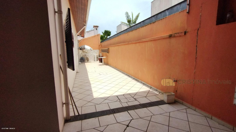 Imagem Casa com 5 Quartos à Venda, 886 m² em Jardim Virgínia - Guarujá Imagem Casa com 5 Quartos à Venda, 886 m² em Jardim Virgínia - Guarujá