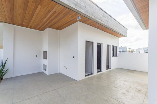 Imagem Casa com 3 Quartos à Venda, 250 m² em Santa Regina - Camboriú