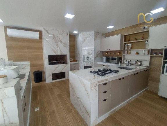 Imagem Sobrado com 8 Quartos à Venda, 500 m² em Balneário Flórida - Praia Grande Imagem Sobrado com 8 Quartos à Venda, 500 m² em Balneário Flórida - Praia Grande