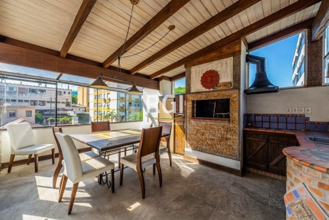 Imagem Apartamento com 2 Quartos à Venda, 116 m² em Petrópolis - Porto Alegre