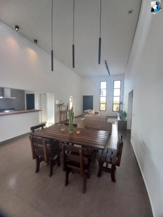 Imagem Casa de Condomínio com 4 Quartos à Venda, 251 m² em Village Manacá - Cesário Lange