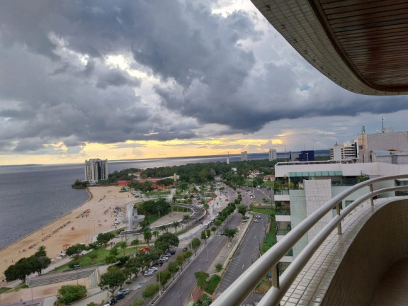 Imagem Imóvel com 3 Quartos à Venda, 185 m² em Ponta Negra - Manaus