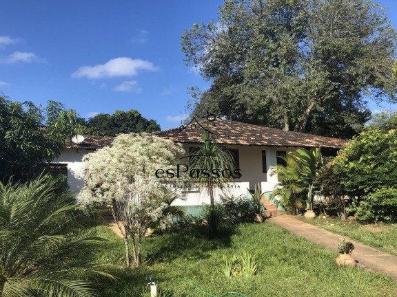 Imagem Casa com 3 Quartos à Venda, 993 m² em Dona Suzana - Florestal