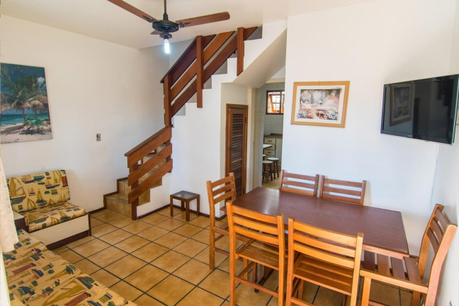 Imagem Sobrado com 2 Quartos para Alugar,  em Canasvieiras - Florianópolis