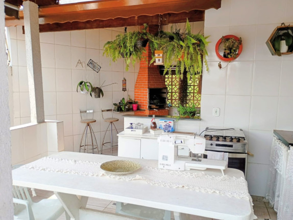 Imagem Casa com 4 Quartos à Venda, 137 m² em Jardim Kuabara - Taboão Da Serra Imagem Casa com 4 Quartos à Venda, 137 m² em Jardim Kuabara - Taboão Da Serra