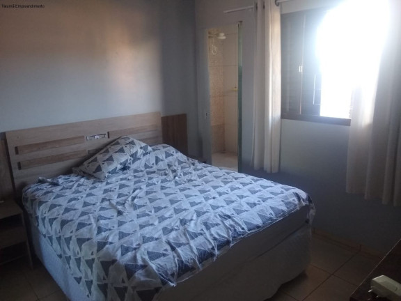 Imagem Imóvel com 3 Quartos à Venda,  em Sinop - Sinop