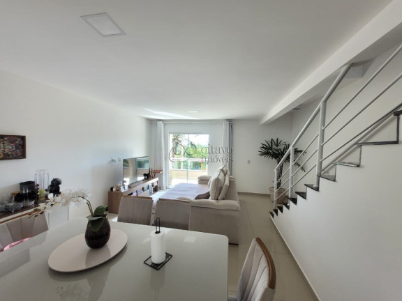 Imagem Casa com 3 Quartos à Venda, 136 m² em Lagoa - Macaé