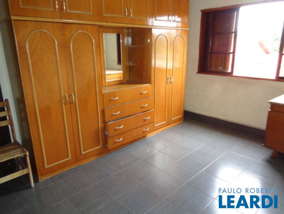 Imagem Casa com 5 Quartos à Venda, 180 m² em Jardim Monções - Santo André Imagem Casa com 5 Quartos à Venda, 180 m² em Jardim Monções - Santo André