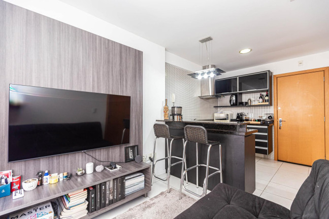 Imagem Apartamento com 1 Quarto para Alugar, 33 m² em Centro - Curitiba Imagem Apartamento com 1 Quarto para Alugar, 33 m² em Centro - Curitiba
