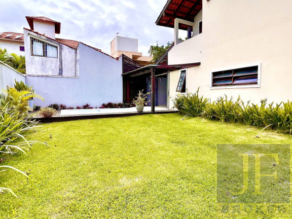Imagem Casa com 3 Quartos à Venda, 300 m² em Canasvieiras - Florianópolis Imagem Casa com 3 Quartos à Venda, 300 m² em Canasvieiras - Florianópolis