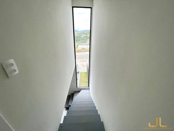 Imagem Casa com 2 Quartos à Venda, 78 m²