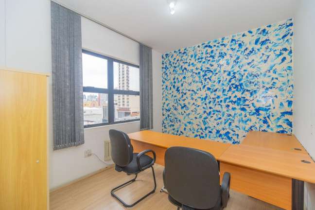 Sala Comercial para Alugar, 53 m² em Centro - Curitiba