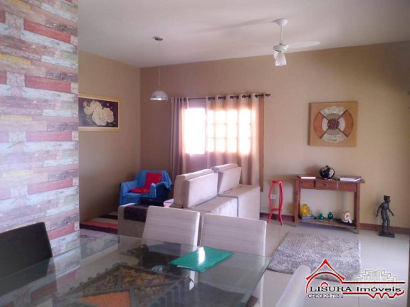 Imagem Casa com 4 Quartos à Venda, 200 m² em Jardim Califórnia - Jacareí Imagem Casa com 4 Quartos à Venda, 200 m² em Jardim Califórnia - Jacareí