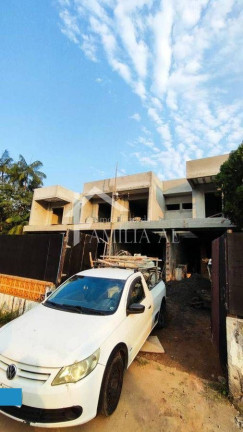 Imagem Casa com 3 Quartos à Venda, 116 m² em Bom Retiro - Joinville Imagem Casa com 3 Quartos à Venda, 116 m² em Bom Retiro - Joinville