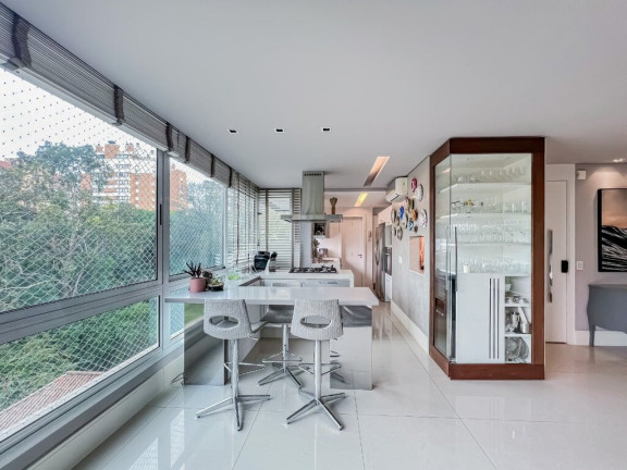 Imagem Imóvel com 2 Quartos à Venda, em Boa Vista - Porto Alegre Imagem Imóvel com 2 Quartos à Venda, em Boa Vista - Porto Alegre