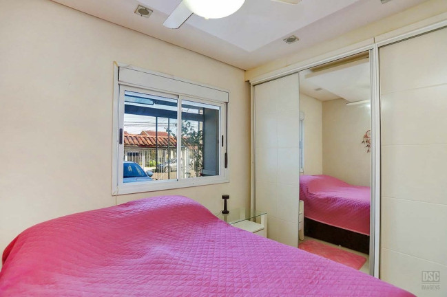 Imagem Casa com 2 Quartos à Venda, 113 m² em Hípica - Porto Alegre