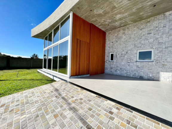 Imagem Casa com 3 Quartos à Venda, 400 m² em Caburé - Xangri-lá Imagem Casa com 3 Quartos à Venda, 400 m² em Caburé - Xangri-lá