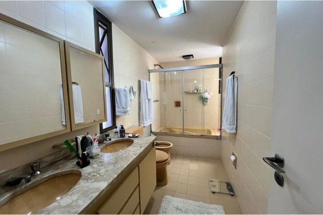 Imagem Apartamento com 3 Quartos à Venda, 163 m² em Itaim Bibi - São Paulo