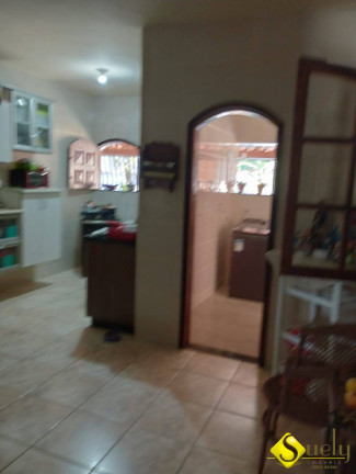 Imagem Casa com 3 Quartos à Venda, 480 m² em Itaipuaçu - Maricá Imagem Casa com 3 Quartos à Venda, 480 m² em Itaipuaçu - Maricá