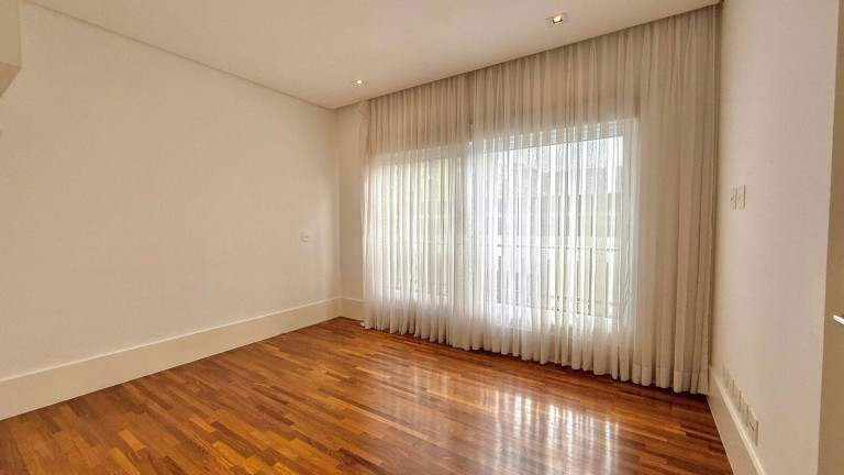 Imagem Casa com 4 Quartos à Venda, 851 m² em Santana De Parnaíba