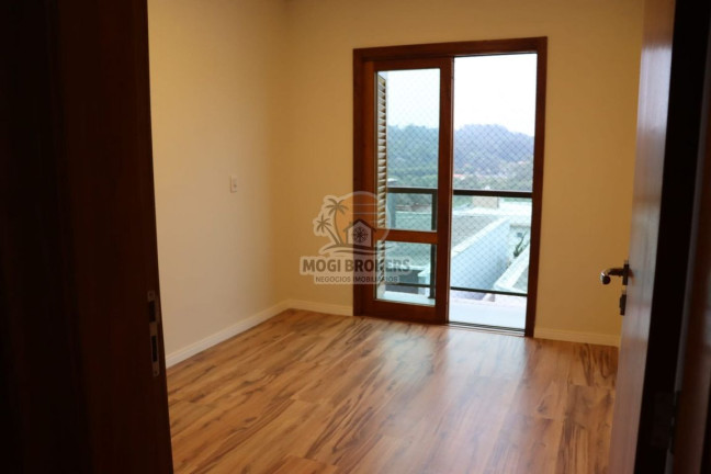 Imagem Casa de Condomínio com 4 Quartos à Venda, 220 m² em Parque Das Figueiras - Mogi Das Cruzes Imagem Casa de Condomínio com 4 Quartos à Venda, 220 m² em Parque Das Figueiras - Mogi Das Cruzes