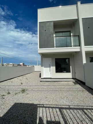 Sobrado com 2 Quartos à Venda,  em Tijucas