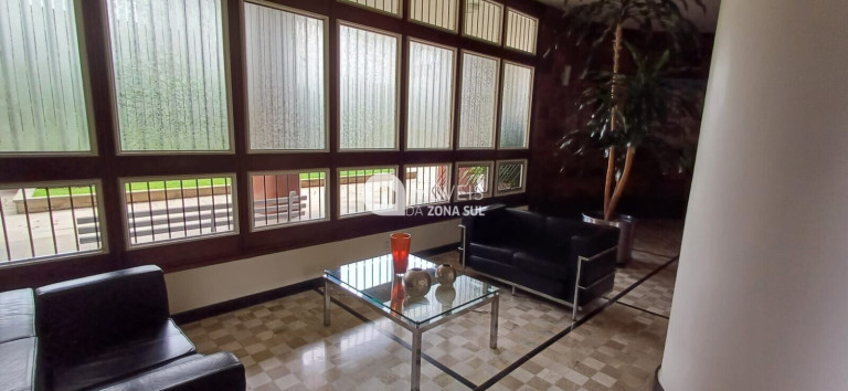 Imagem Apartamento com 4 Quartos à Venda, 207 m²