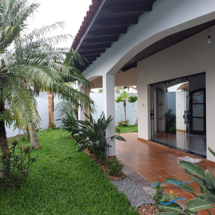 Imagem Casa com 3 Quartos à Venda, 115 m² em Grandesp - Itanhaém