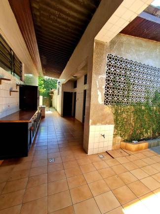 Imagem Casa com 3 Quartos à Venda, 600 m² em Nossa Senhora Das Graças - Manaus Imagem Casa com 3 Quartos à Venda, 600 m² em Nossa Senhora Das Graças - Manaus