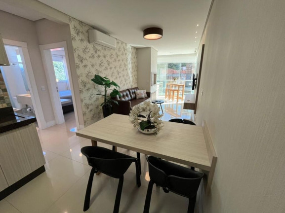 Imagem Apartamento com 2 Quartos à Venda, 70 m² em Governador Celso Ramos - Governador Celso Ramos