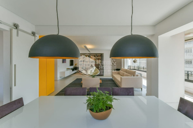 Imagem Apartamento com 3 Quartos à Venda, 209 m² em Vila Nova Conceição - São Paulo Imagem Apartamento com 3 Quartos à Venda, 209 m² em Vila Nova Conceição - São Paulo